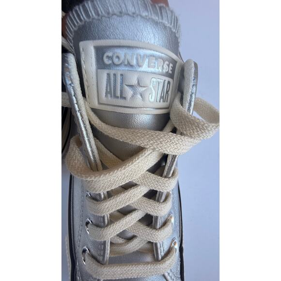 Converse Women's Silver Metallic Chuck Taylor All Star Low Leather Size 7 - Picture 10 of 13
